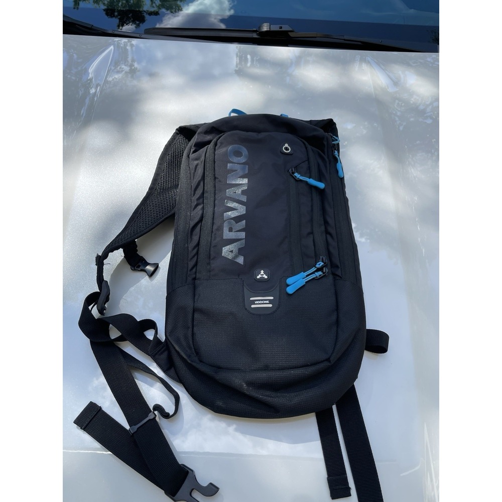 Arvano 6L Backpack Lightweight for‎ Biking and Hiking Black